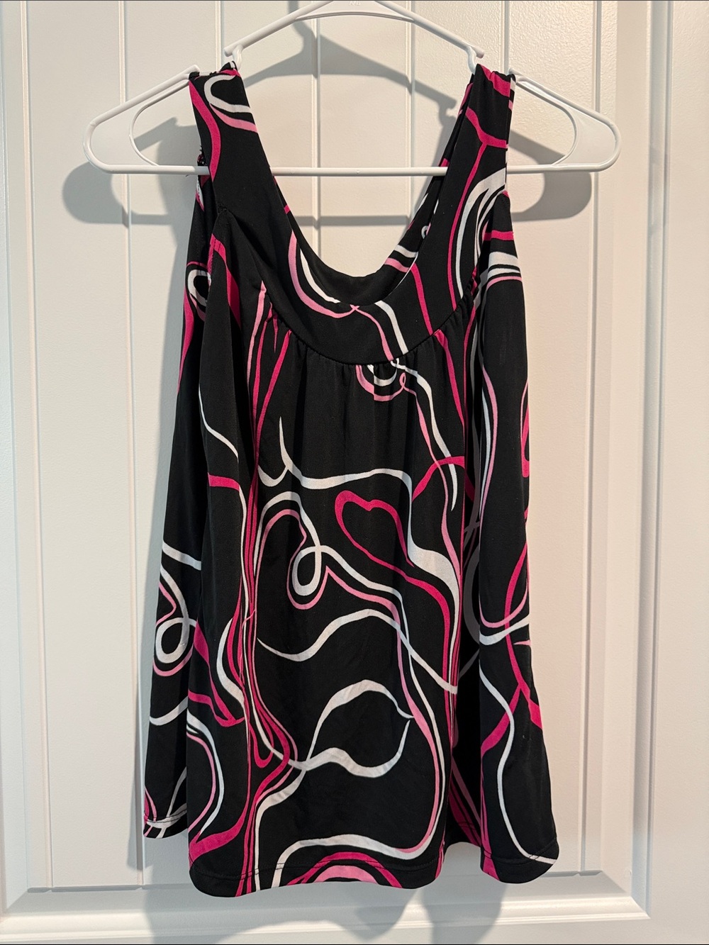 Carol Rose Black Pink & White Abstract Scoop Neck Tank